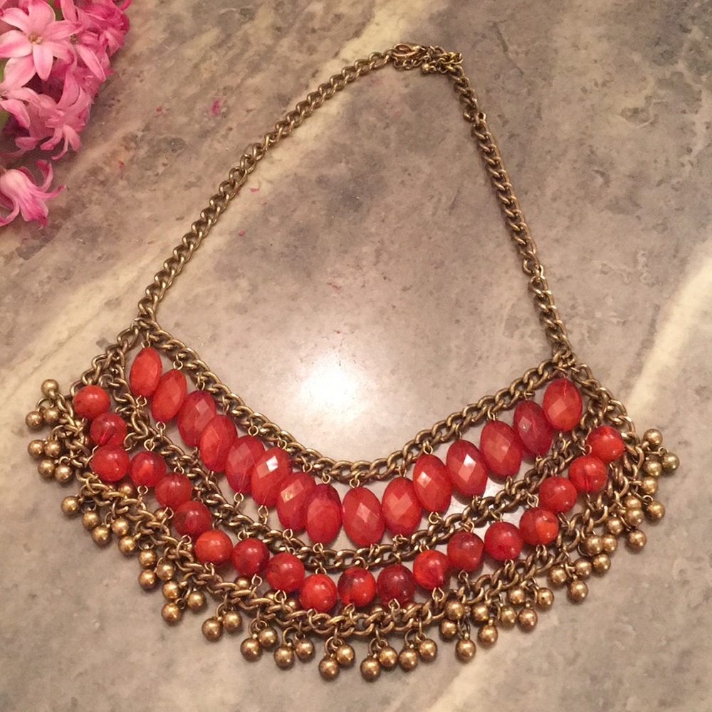 Necklace red beads🏝